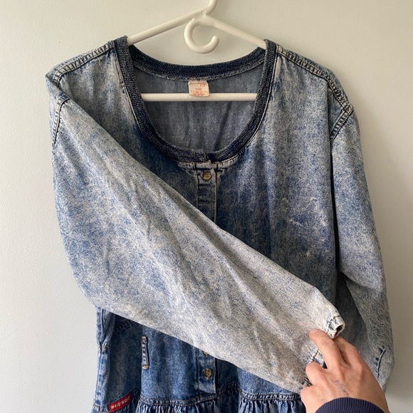 Stunning Vintage Western Hollywood Light Denim Midi Dress 80s 90s belted - Picture 2 of 9